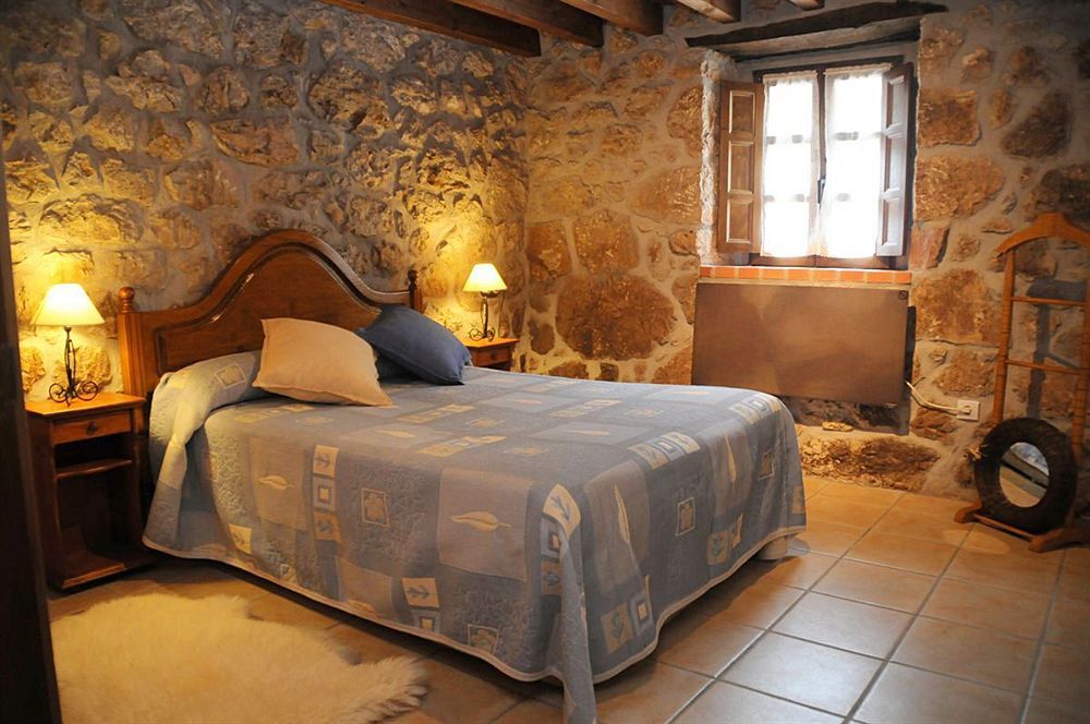 Apartamentos Rurales El Tio Pablo Picos De Europa Tresviso Екстер'єр фото