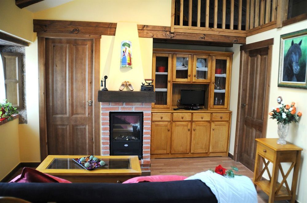 Apartamentos Rurales El Tio Pablo Picos De Europa Tresviso Екстер'єр фото